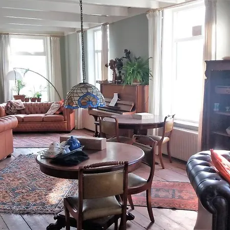 Bed and Breakfast Waalzicht *
